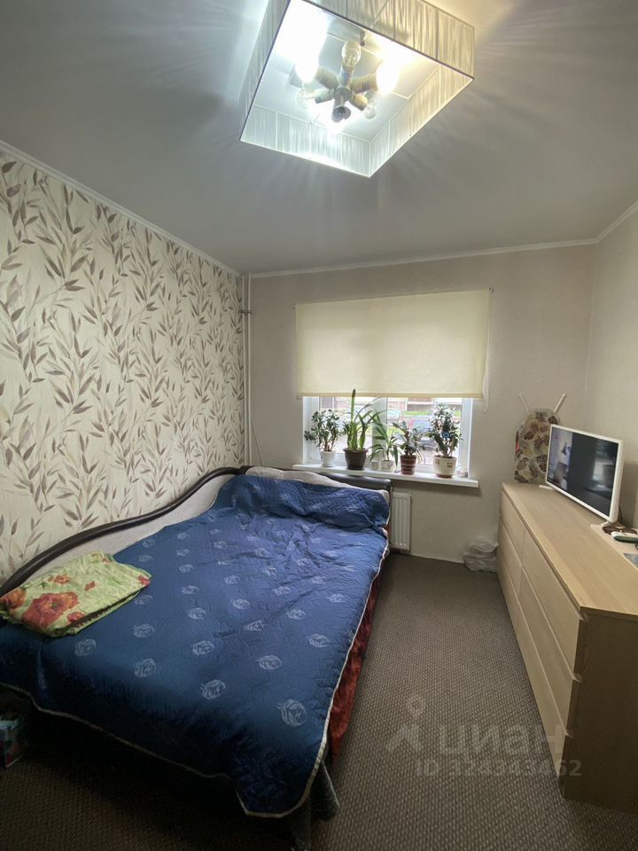 Продажа 3-комн квартиры на вторичном рынке Дубровка пгт, улица Советская, 7к1