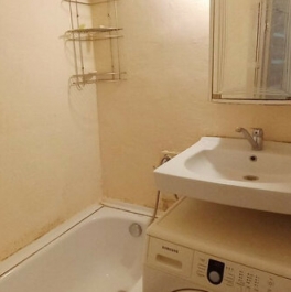 Продажа 3-комн квартиры на вторичном рынке Михнево, ул Кирова,  д. 25