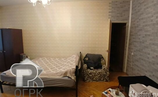 Продажа 3-комн квартиры на вторичном рынке Парковая 4-я ул