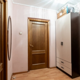 Продажа 2-комн квартиры на вторичном рынке ул Архитектора Власова,  д. 17