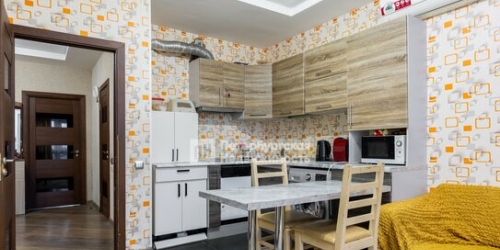 3-комн квартира Обуховской обороны пр-кт,  д. 110,  к. 1