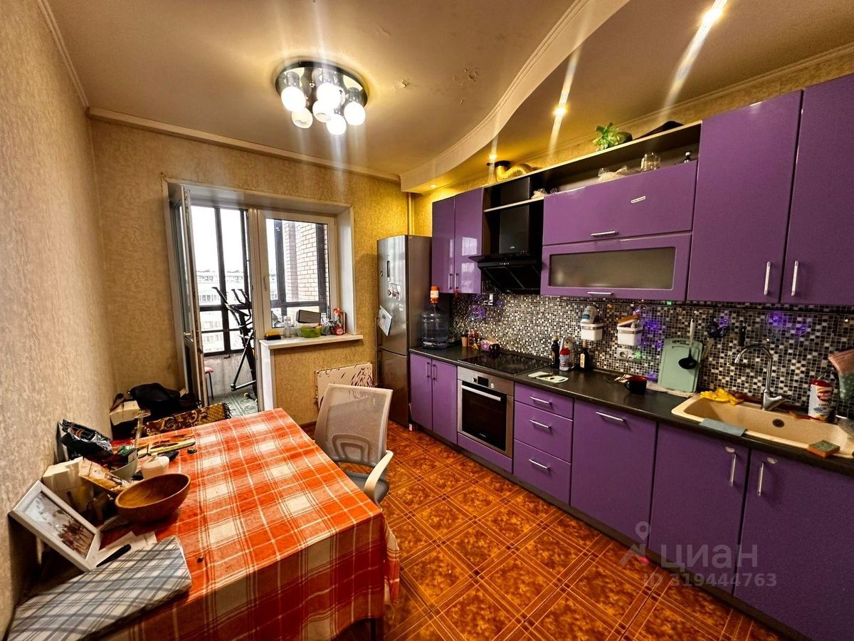 Аренда 2-комн квартиры на вторичном рынке улица Верхние Поля, 14К1