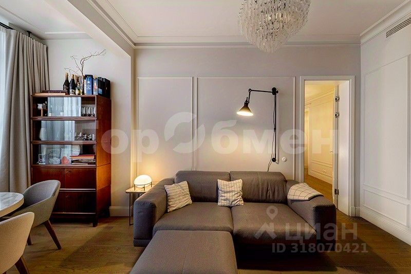 Продажа 3-комн квартиры на вторичном рынке Минская улица, 1ГК1