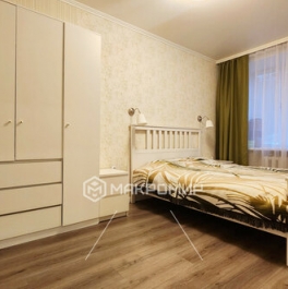 Продажа 3-комн квартиры на вторичном рынке Разночинная Б. ул,  д. 3