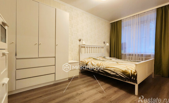 Продажа 3-комн квартиры на вторичном рынке Разночинная Б. ул,  д. 3