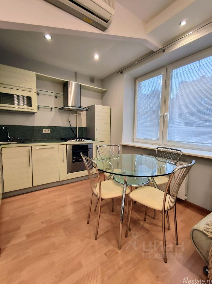 Аренда 1-комн квартиры на вторичном рынке Ружейный пер,  д. 4,  к. 3