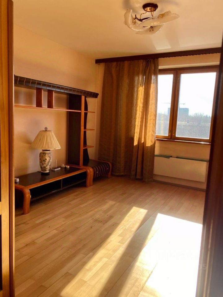 Продажа 2-комн квартиры на вторичном рынке Партизанская улица, 40