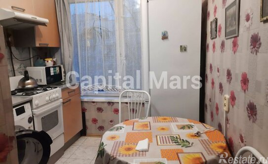 Аренда 2-комн квартиры на вторичном рынке Батюнинская улица,  д. 8