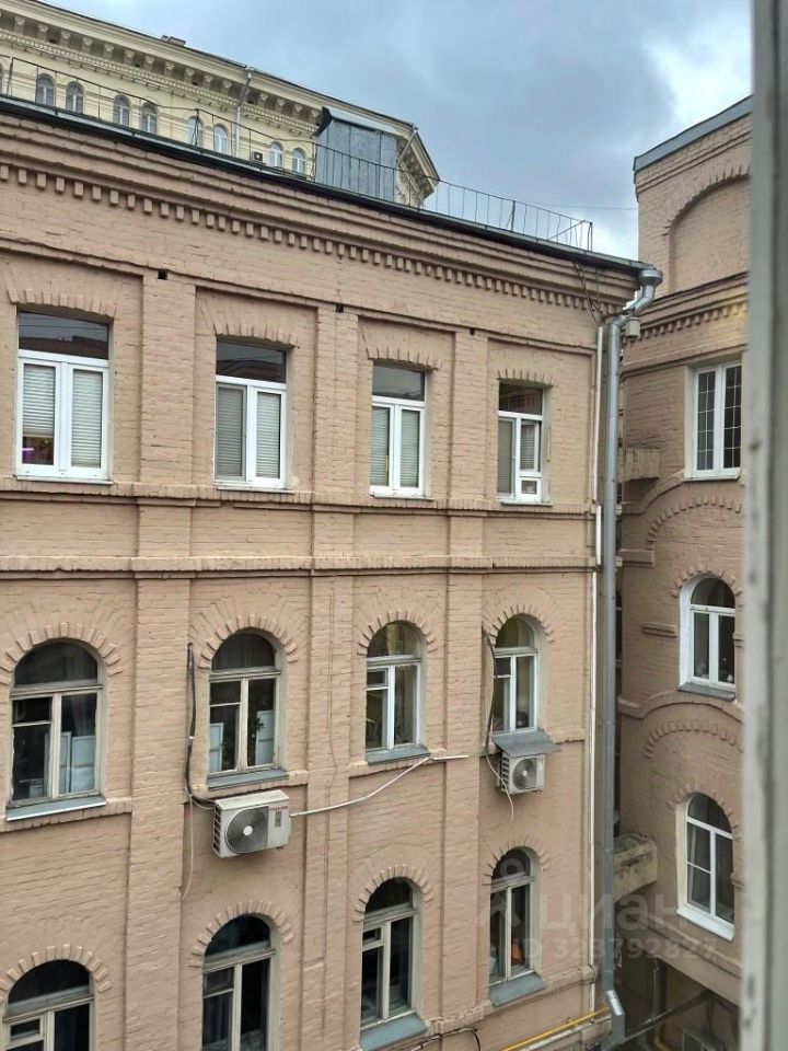 Продажа 2-комн квартиры на вторичном рынке Мещанская улица, 1/17С2