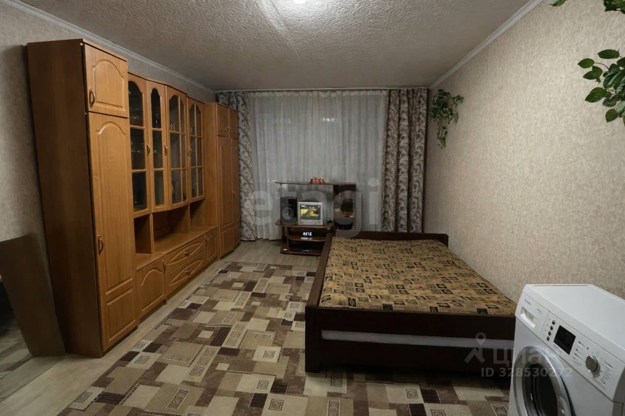 Продажа 2-комн квартиры на вторичном рынке пос. Имени Тельмана, 8