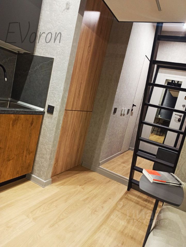 Продажа студии улица Толбухина, 8К1