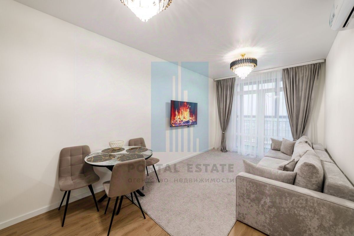Продажа 2-комн квартиры на вторичном рынке улица Красовского, 2к2