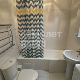 Продажа 2-комн квартиры на вторичном рынке Народного Ополчения ул