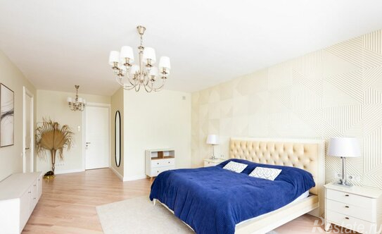 Продажа 5-комн квартиры на вторичном рынке ул Серпуховский Вал,  д. 21,  к. 3