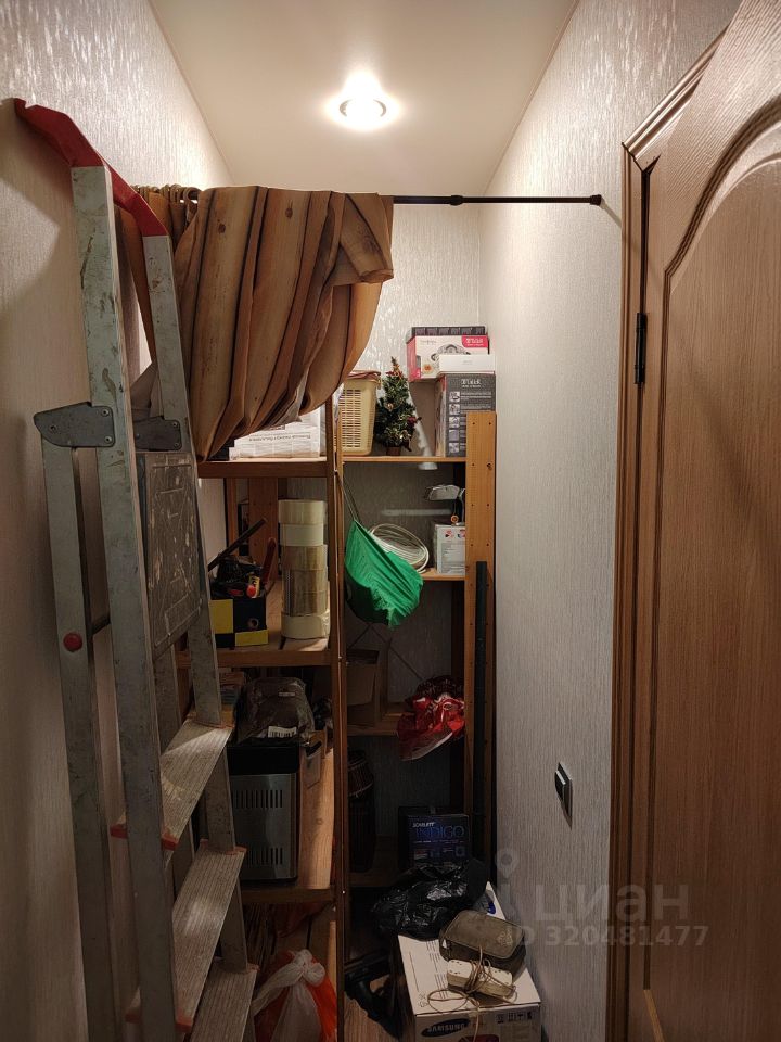 Продажа 2-комн квартиры на вторичном рынке улица Гладкова, 25