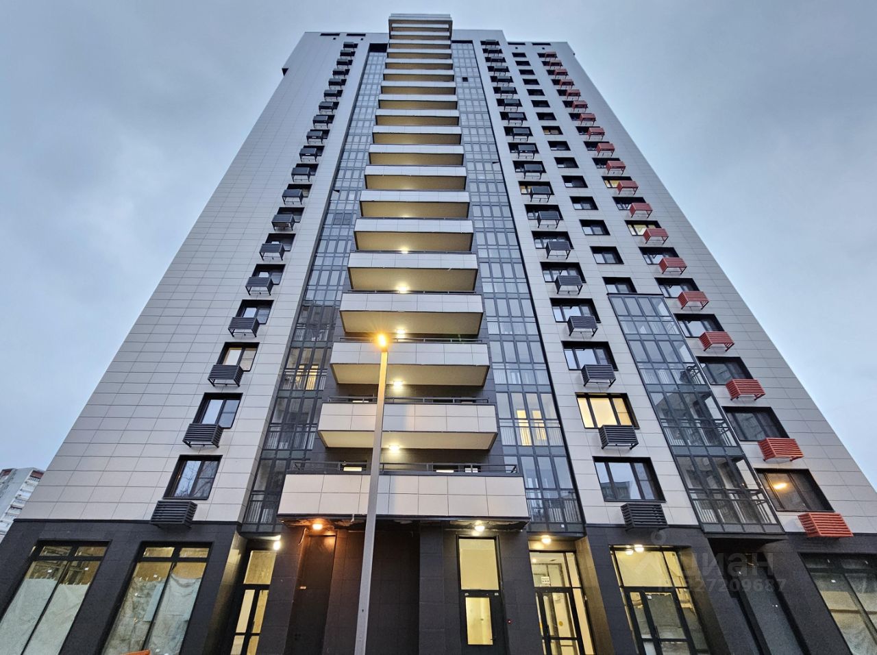 Продажа 1-комн квартиры на вторичном рынке проезд Шокальского, 28Ак1