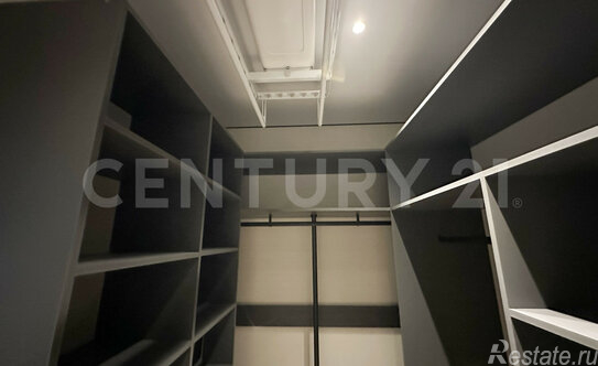 Продажа 3-комн квартиры на вторичном рынке улица Годовикова,  д. 11 к5