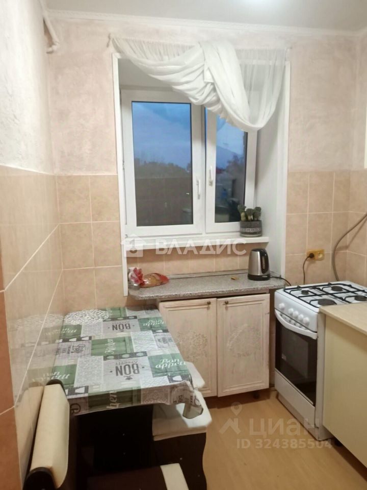 Продажа 1-комн квартиры на вторичном рынке Лосино-Петровский, улица Гоголя,  д. 4