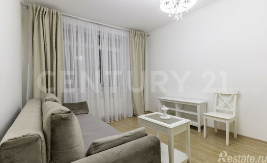 Продажа 2-комн квартиры на вторичном рынке улица Адмирала Черокова