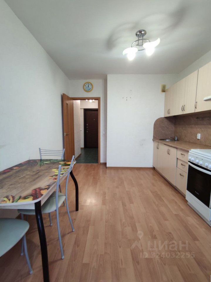 Продажа 1-комн квартиры на вторичном рынке д. Куттузи, улица Уланская, 3