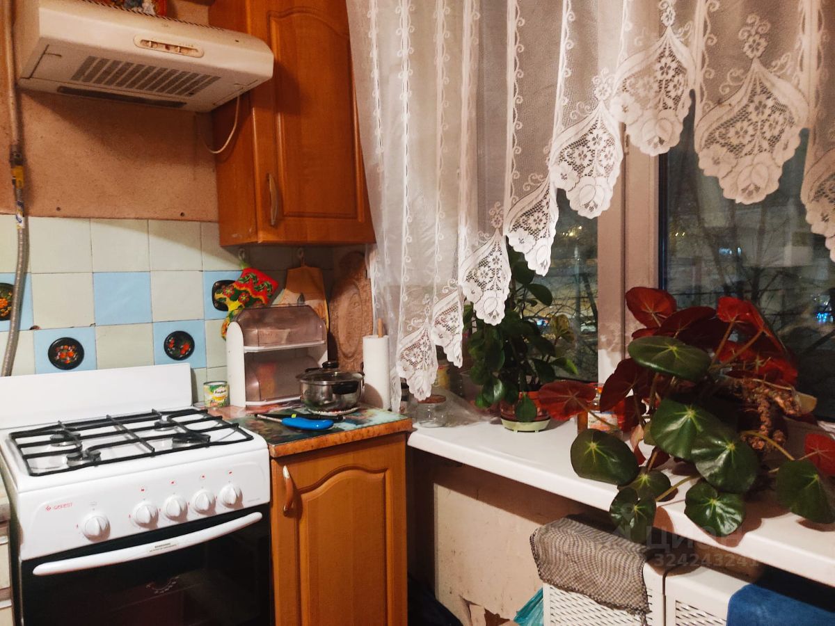 Продажа комнаты Ткацкая улица, 49