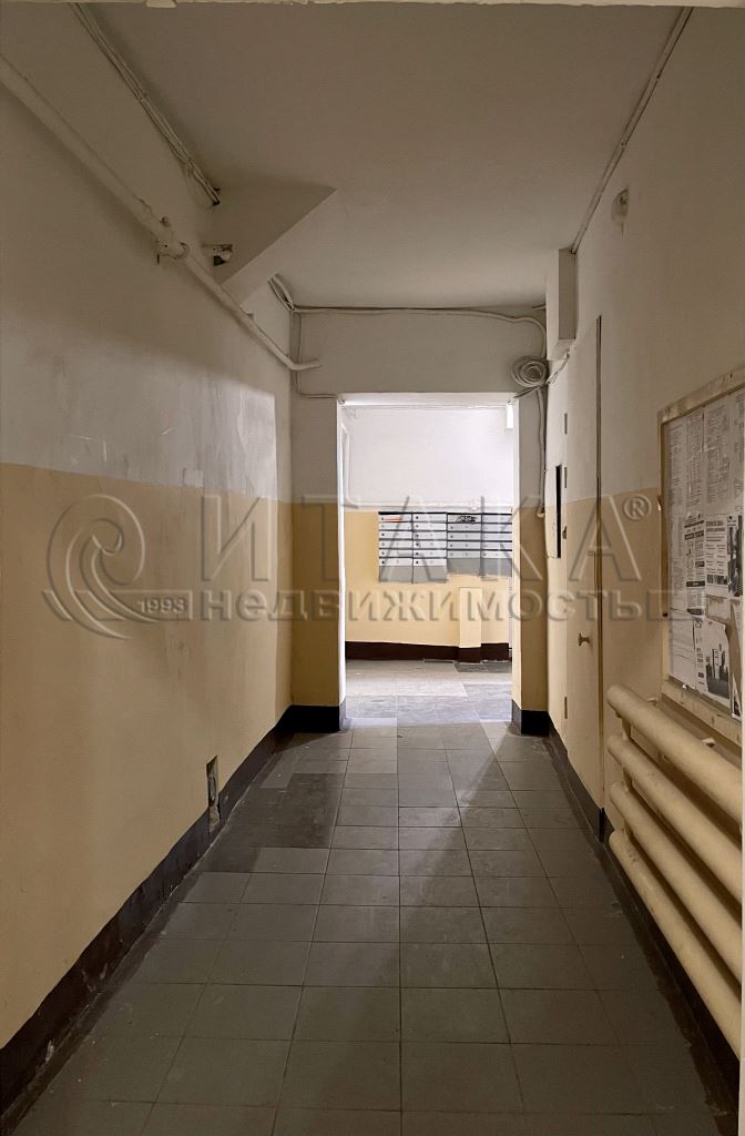 Продажа 4-комн квартиры на вторичном рынке Кронверкский,  д. 63/31