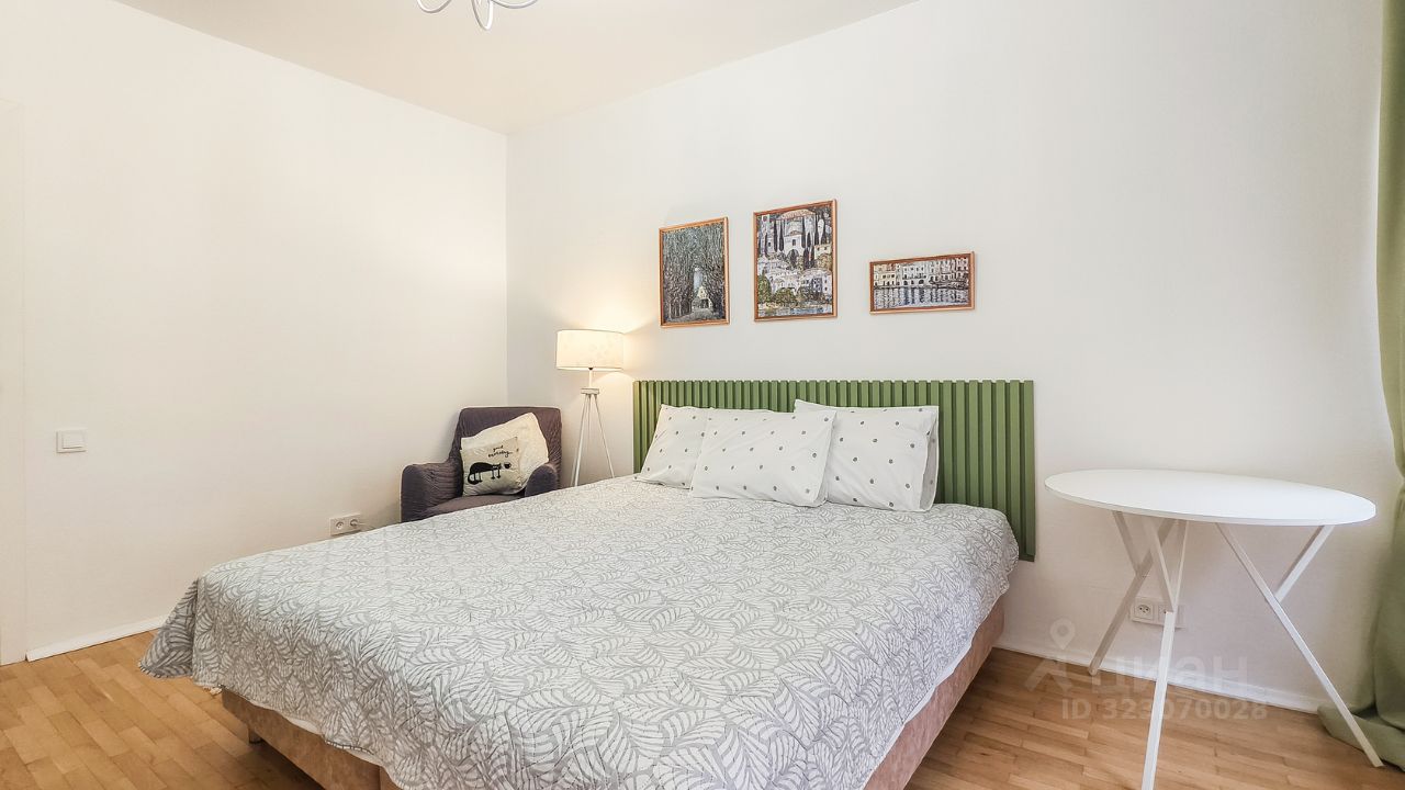 Аренда 2-комн квартиры на вторичном рынке набережная Реки Фонтанки, 107