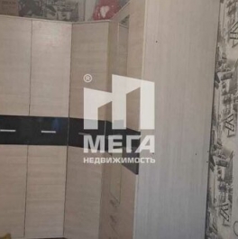 Продажа 4-комн квартиры на вторичном рынке Балтийская улица,  д. 36/9