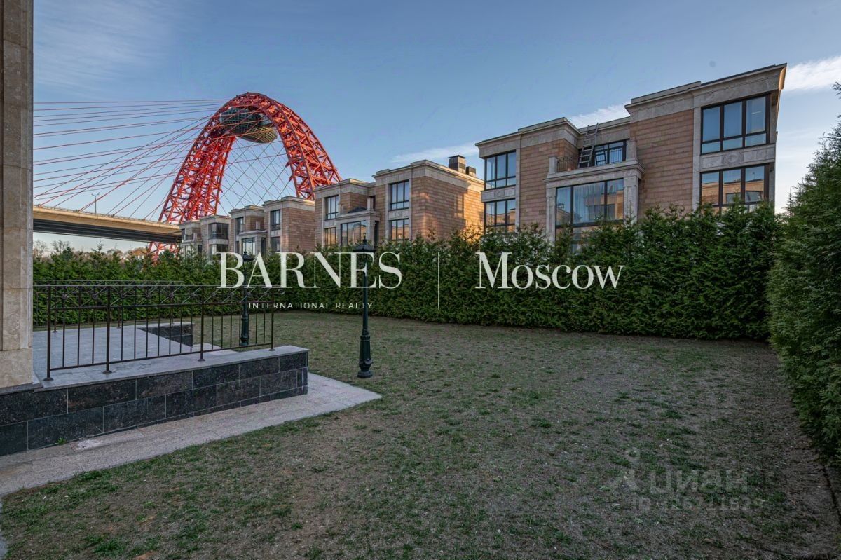 Продажа 4-комн квартиры на вторичном рынке Таманская улица, 3с21