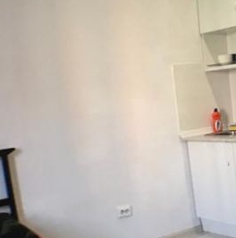 Продажа студии Южный мкр, улица Курыжова, 32