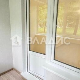 Продажа 3-комн квартиры на вторичном рынке Днепропетровская улица,  д. 35 к1