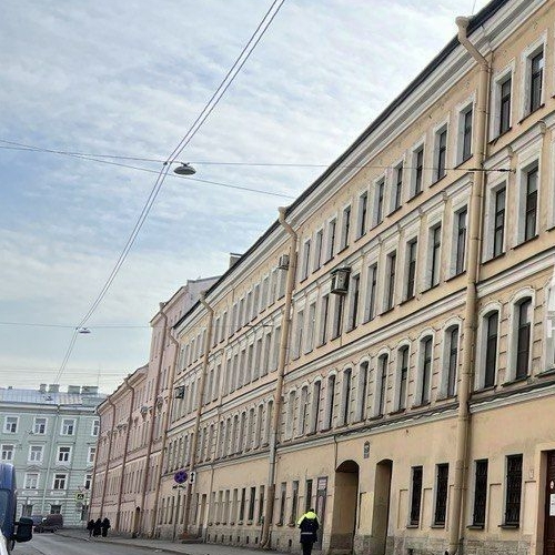 3-комн квартира улица Декабристов, 36/1