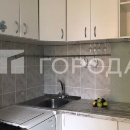 Продажа 1-комн квартиры на вторичном рынке Посланников переулок,  д. 11/14