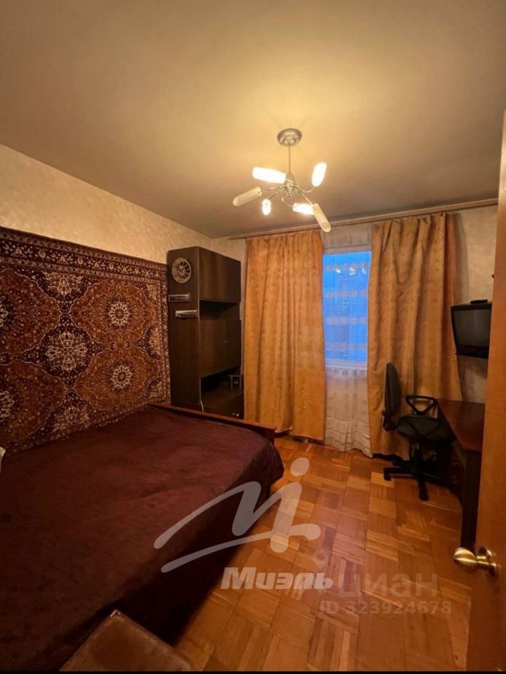 Аренда 3-комн квартиры на вторичном рынке улица Маршала Голованова,  д. 16