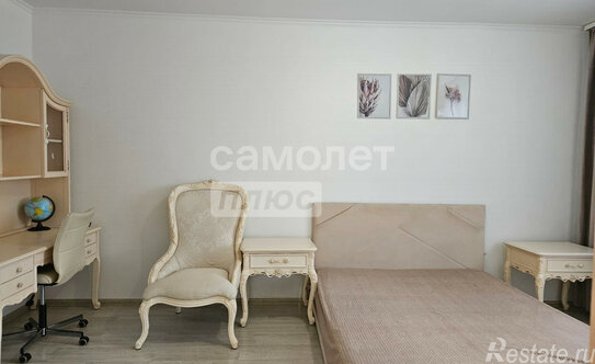 Продажа 2-комн квартиры на вторичном рынке Варшавское ш,  д. 100 к1