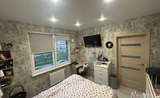 Продажа 1-комн квартиры на вторичном рынке Пейзажная улица,  д. 18 к1