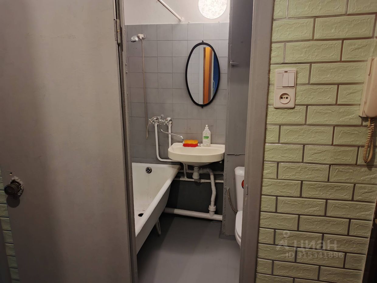 Продажа 1-комн квартиры на вторичном рынке Ясный проезд, 15