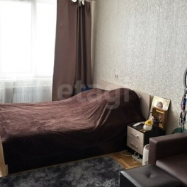 Продажа 2-комн квартиры на вторичном рынке улица Дыбенко,  д. 24 к2