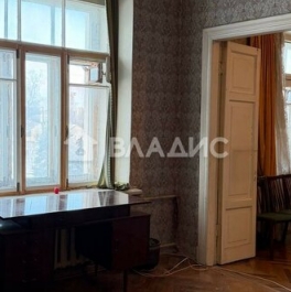 Продажа 3-комн квартиры на вторичном рынке ул Наличная,  д. 17