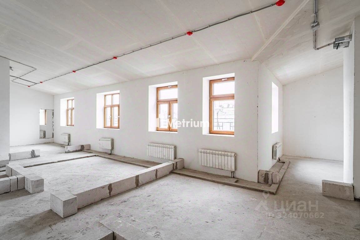 Продажа 3-комн квартиры на вторичном рынке Вознесенский переулок, 11С3