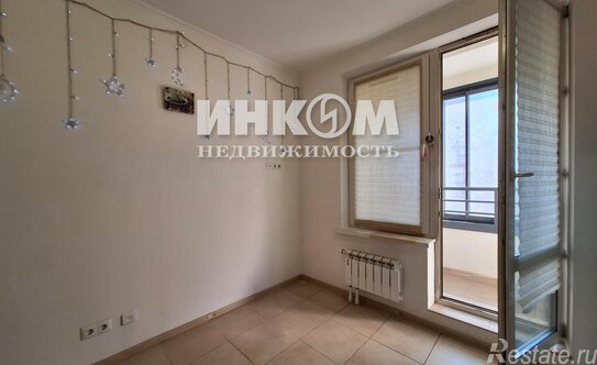 Продажа 3-комн квартиры на вторичном рынке пл Белы Куна,  д. 1