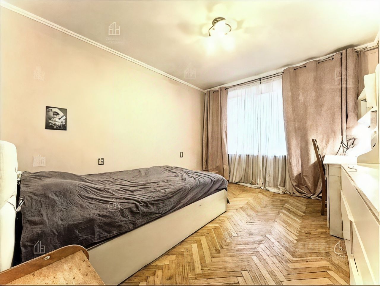 Продажа 3-комн квартиры на вторичном рынке проспект Тореза, 36К2