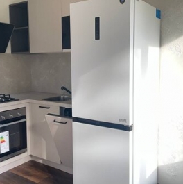 Продажа 2-комн квартиры на вторичном рынке улица Академика Комарова,  д. 18А