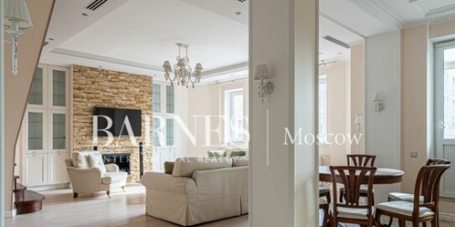 4-комн квартира Николопесковский М. пер,  д. 4