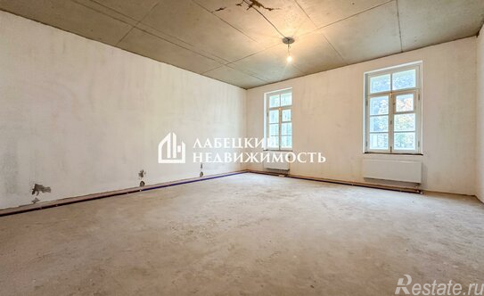 Продажа 3-комн квартиры на вторичном рынке Петергоф г, Конно-Гренадерская ул,  д. 13