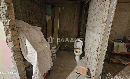 Продажа 3-комн квартиры на вторичном рынке улица Ирины Левченко,  д. 4