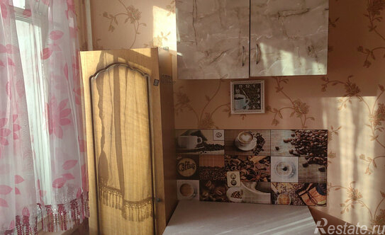 Продажа 2-комн квартиры на вторичном рынке улица Тельмана,  д. 42