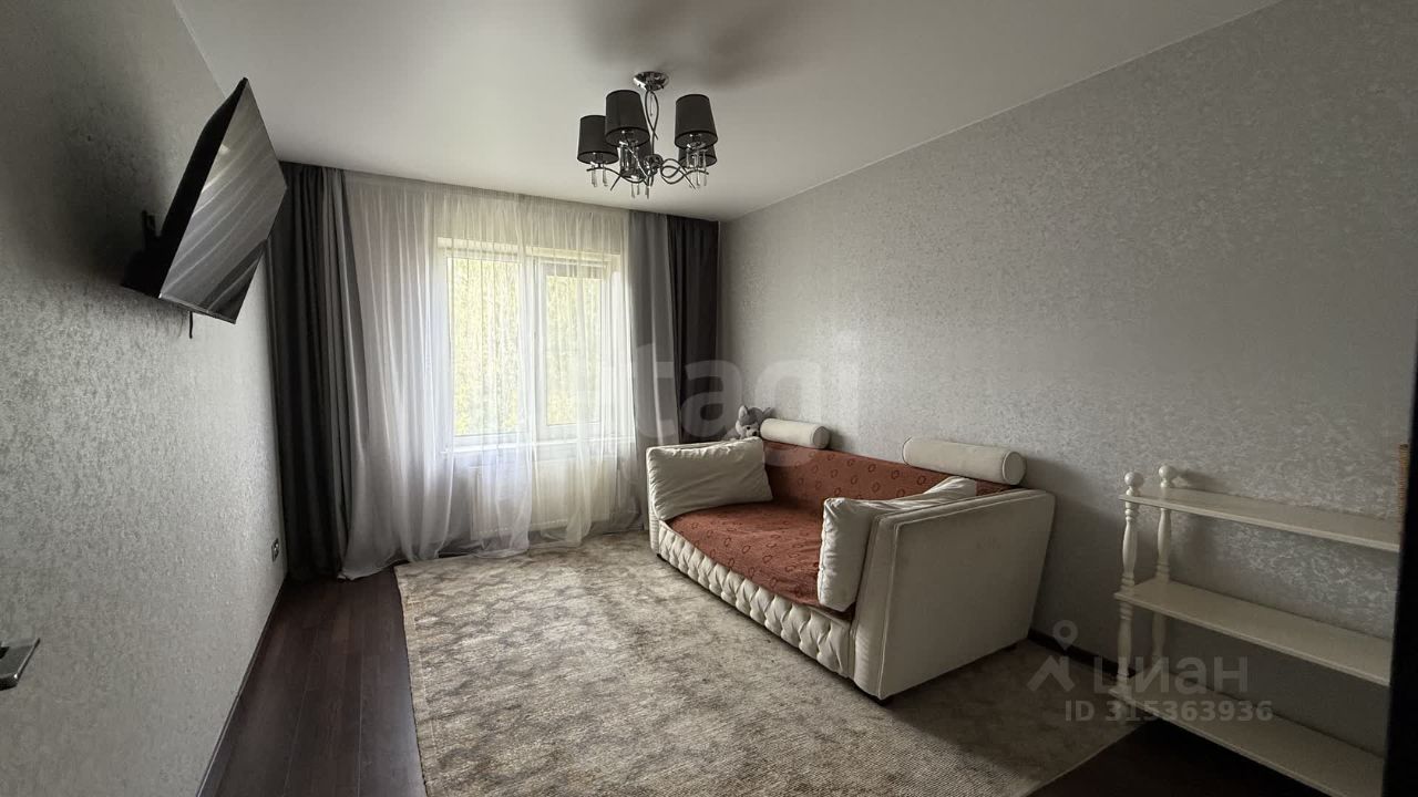 Продажа 3-комн квартиры на вторичном рынке Всеволожск, проспект Первомайский, 3