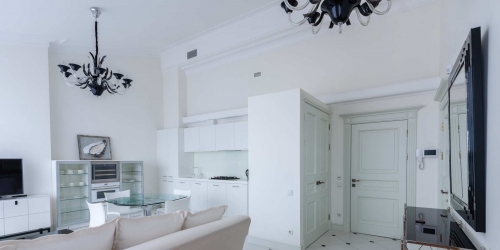 2-комн квартира Караванная ул,  д. 14