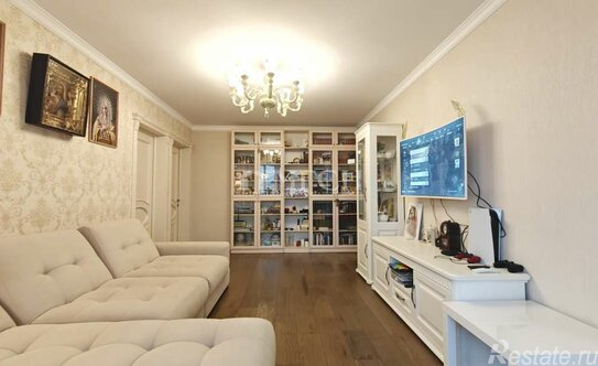 Продажа 5-комн квартиры на вторичном рынке Ясный проезд,  д. 14